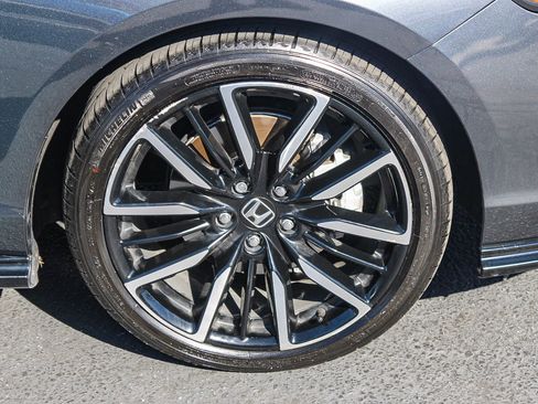 Certified 2024 Honda Accord Touring image 11