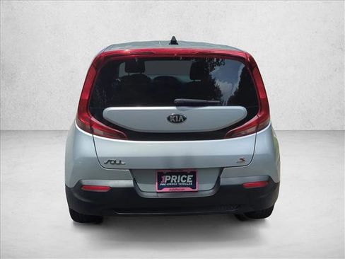 Used 2020 Kia Soul S FWD image 6