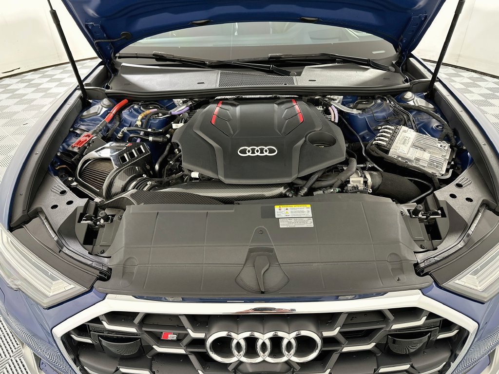 Used 2025 Audi S6 Prestige w/ Prestige Package AWD/4WD image 32