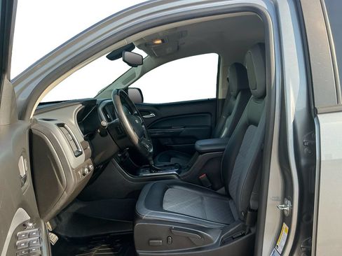 Used 2019 Chevrolet Colorado Z71 AWD/4WD image 14