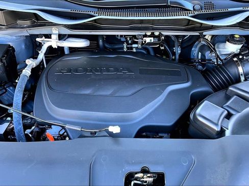 Used 2023 Honda Odyssey Sport image 24