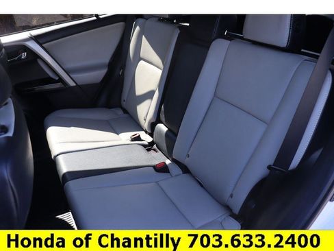 Used 2018 Toyota RAV4 Limited image 30