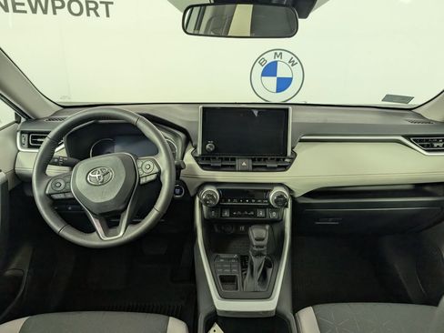 Used 2023 Toyota RAV4 XLE w/ Convenience Package image 21
