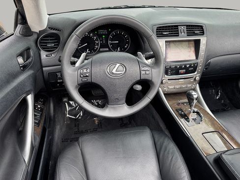 Used 2010 Lexus IS 250C RWD image 20