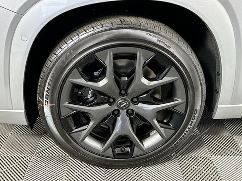 New 2025 Lexus TX 500h AWD image 35