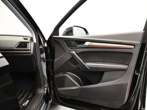 Certified 2023 Audi Q5 2.0T Premium Plus image 46