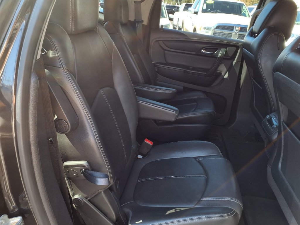 Used 2016 Chevrolet Traverse LT FWD image 31