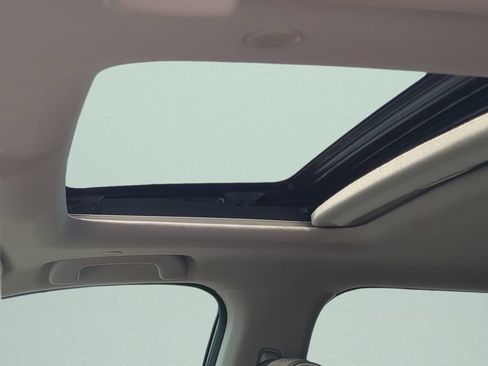 Certified 2025 Honda CR-V EX image 17