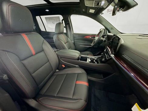 New 2026 Chevrolet Traverse RS AWD/4WD image 32