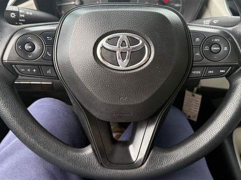 Used 2024 Toyota Corolla LE FWD image 28