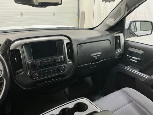 Used 2018 Chevrolet Silverado 1500 LT w/ Trailering Package image 29