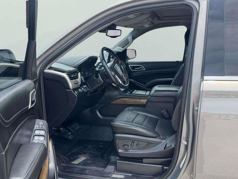 Used 2019 GMC Yukon Denali w/ Denali Ultimate Package AWD/4WD image 18