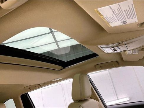 Used 2016 Toyota Highlander XLE image 13