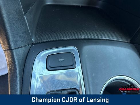 Used 2023 Chevrolet Equinox LS AWD/4WD image 24