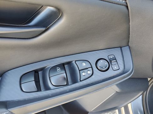 Used 2024 Nissan Sentra S image 12