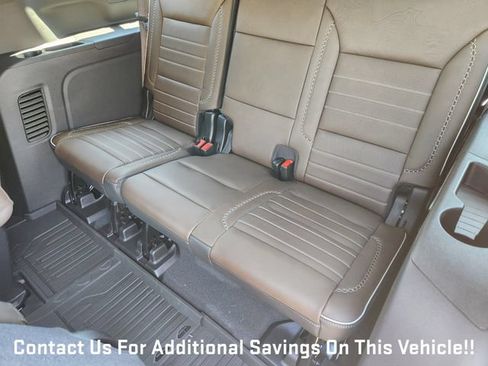 New 2026 GMC Yukon XL Denali Ultimate w/ LPO, Floor Liner Package AWD/4WD image 24