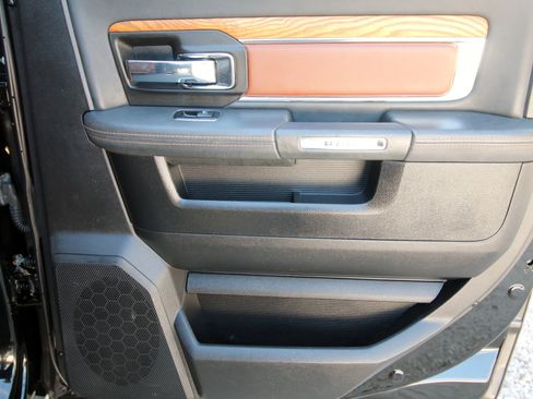 Used 2013 RAM 2500 Longhorn w/ Convenience Group image 42