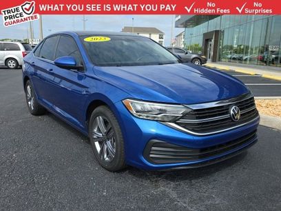 Used 2023 Volkswagen Jetta SE