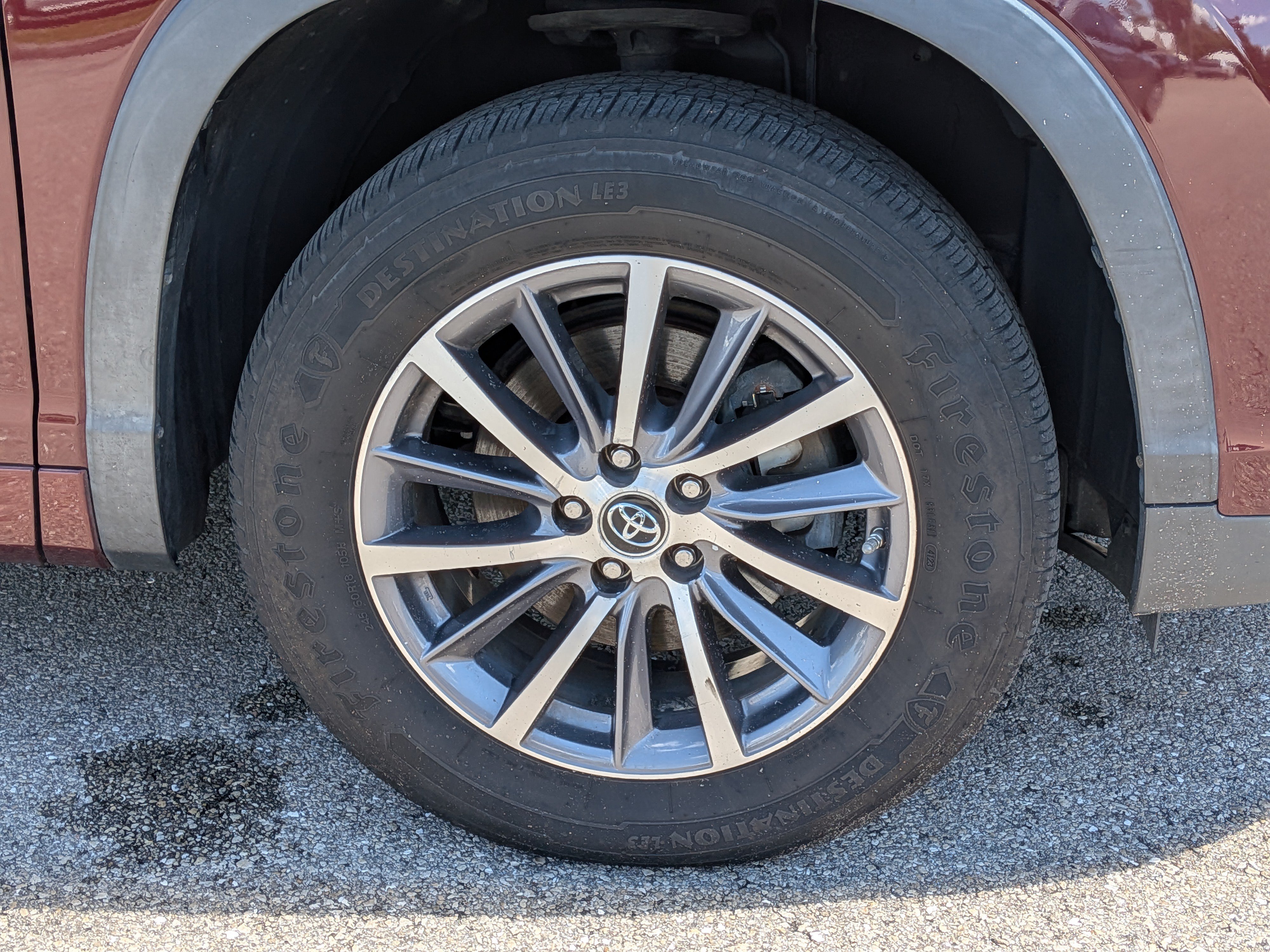 Used 2017 Toyota Highlander XLE FWD image 11