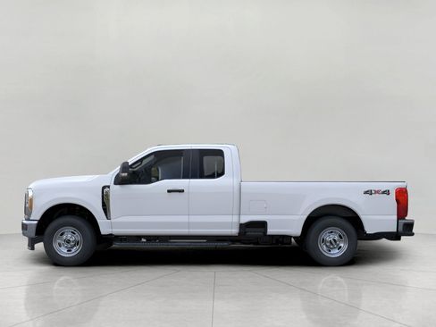 New 2026 Ford F250 XL w/ XL Driver Assist Package AWD/4WD image 3