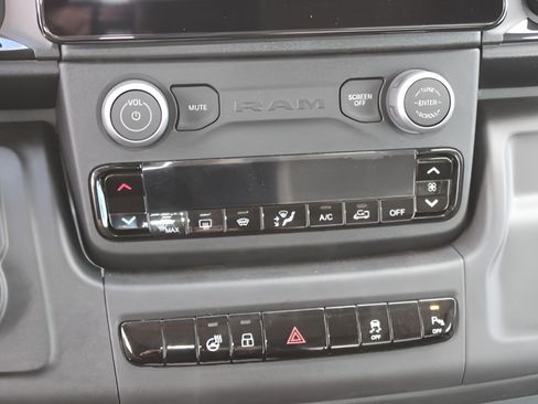 New 2025 RAM ProMaster 3500 FWD image 17