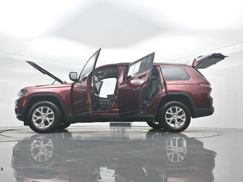Used 2023 Jeep Grand Cherokee L Limited RWD image 47