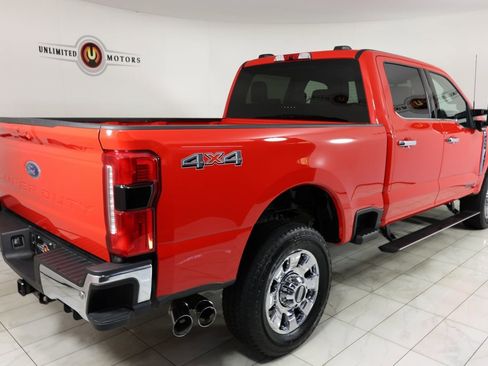 Used 2025 Ford F350 Lariat w/ Chrome Package image 3