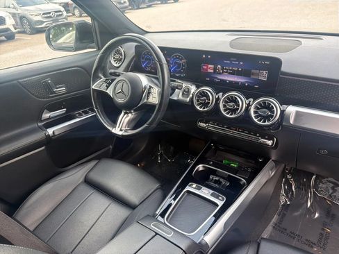 Used 2024 Mercedes-Benz EQB 250+ image 19