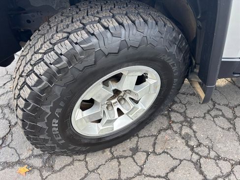 Used 2007 Toyota FJ Cruiser Base image 18