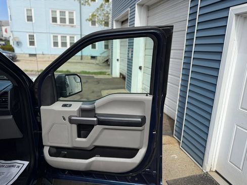 Used 2020 Ford F150 XLT w/ Equipment Group 302A Luxury AWD/4WD image 36