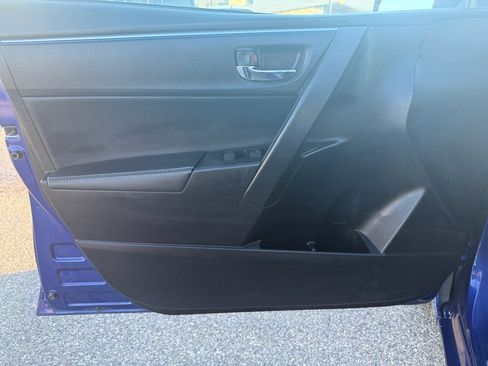 Used 2014 Toyota Corolla S Premium image 9