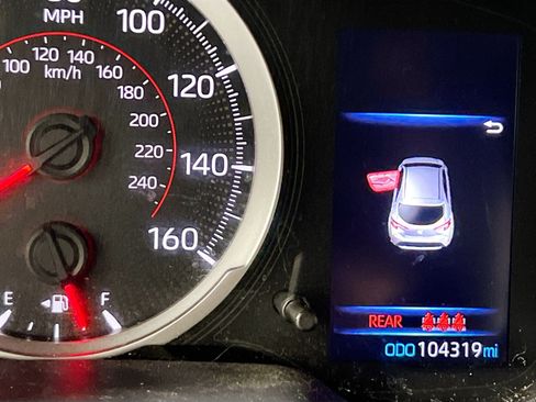 Used 2022 Toyota Corolla SE FWD image 20