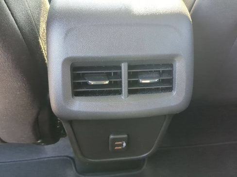 Certified 2024 Chevrolet Equinox LS w/ LPO, Cargo Package FWD image 20