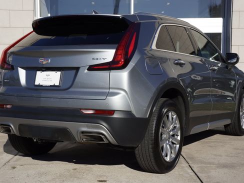 Used 2023 Cadillac XT4 Premium Luxury w/ Cold Weather Package AWD/4WD image 5