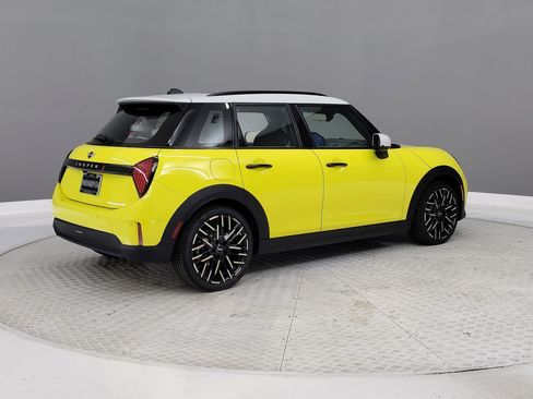Used 2026 MINI Cooper S FWD image 6