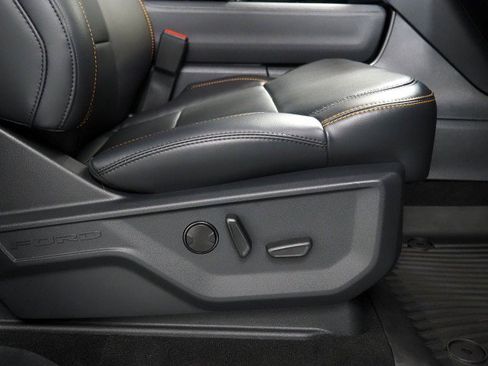 Used 2025 Ford Expedition Tremor image 88