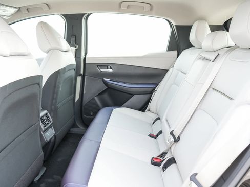 New 2026 Nissan Leaf SV+ w/ Floor Mat Package (SV+) FWD image 20