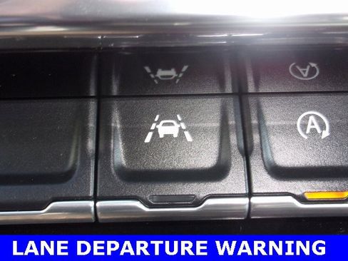 Used 2024 GMC Sierra 1500 Elevation image 5