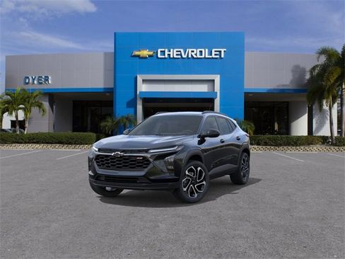 New 2025 Chevrolet Trax RS w/ Driver Confidence Package image 9