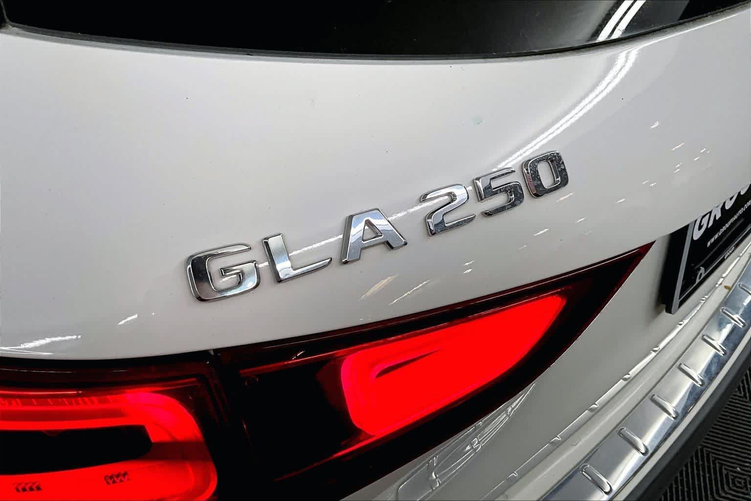 Used 2023 Mercedes-Benz GLA 250 4MATIC image 10