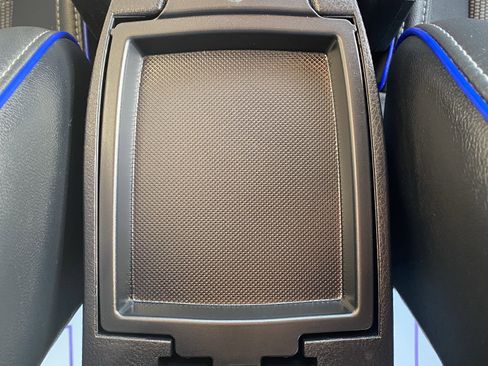 Used 2018 Toyota Corolla SE image 17