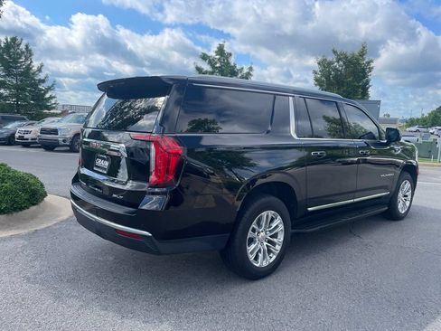 Used 2023 GMC Yukon XL SLT w/ SLT Premium Package AWD/4WD image 7