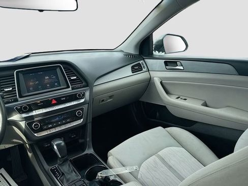 Used 2018 Hyundai Sonata SE image 21