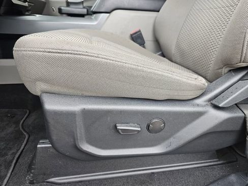 Used 2022 Ford F250 XLT w/ XLT Premium Package image 13