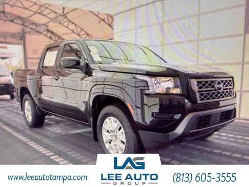 Used 2022 Nissan Frontier SV w/ Technology Package AWD/4WD image 4