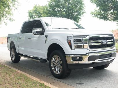 Used 2025 Ford F150 Lariat w/ Equipment Group 501A Mid
