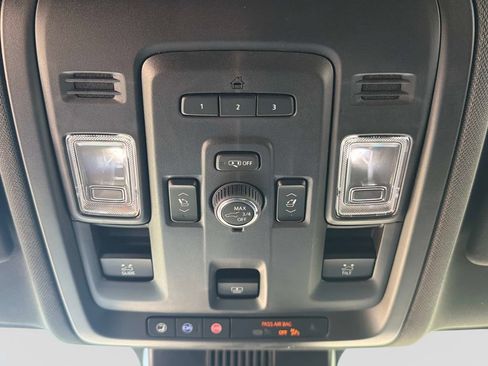 Used 2024 Chevrolet Tahoe RST w/ Luxury Package AWD/4WD image 35