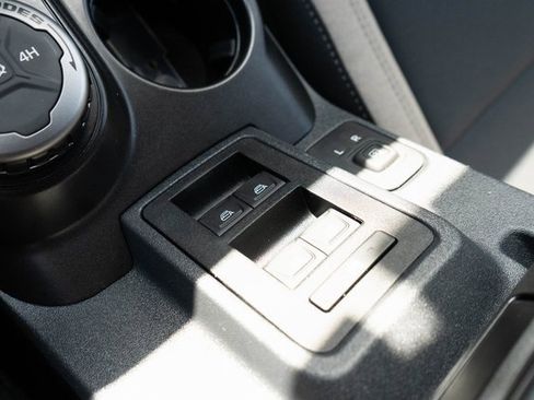 Used 2023 Ford Bronco Big Bend image 26