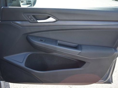 Used 2022 Volkswagen GTI SE FWD image 43