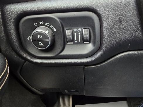 Used 2022 RAM 2500 Laramie AWD/4WD image 18